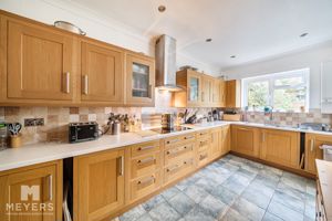 Kitchen - click for photo gallery